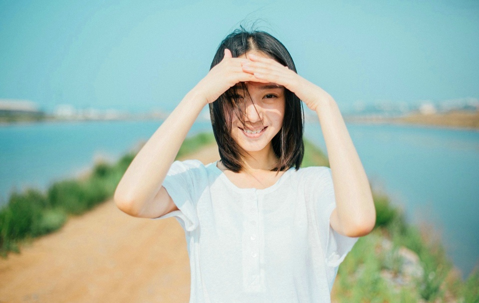 文艺小清新妹子夏天治愈系写真高清图集,清纯美女,